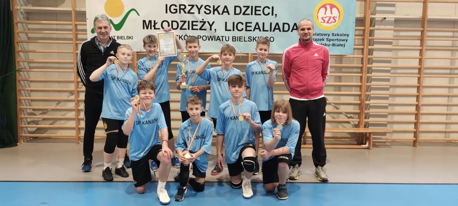 Triumf naszej drużyny w finałach powiatowych siatkówki chłopców!